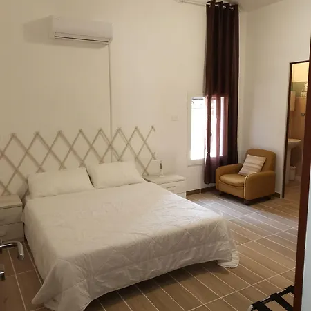 Privacy & Relax In Sardegna 康特港